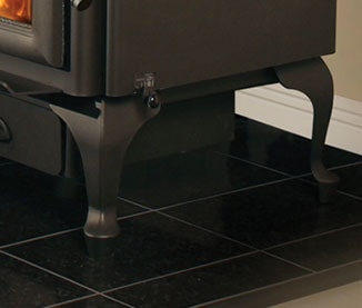 5700 QUEEN ANNE BLACK LEGS